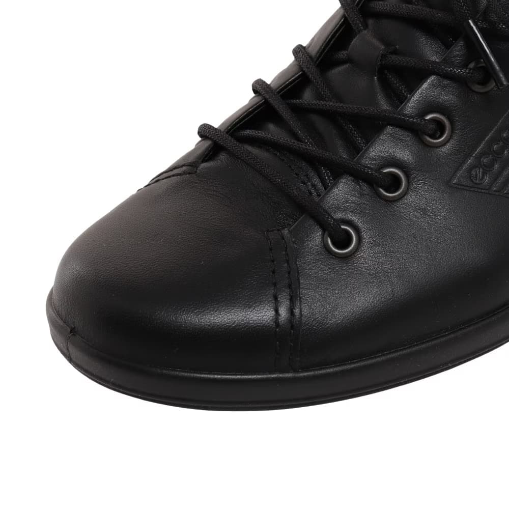 Ecco Women's SOFT 2.0 BLACK WITH BLACK SOLE