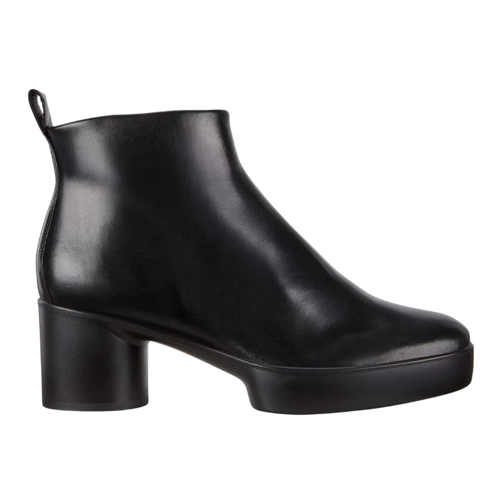 ECCO Women's shape sculpted motion 35