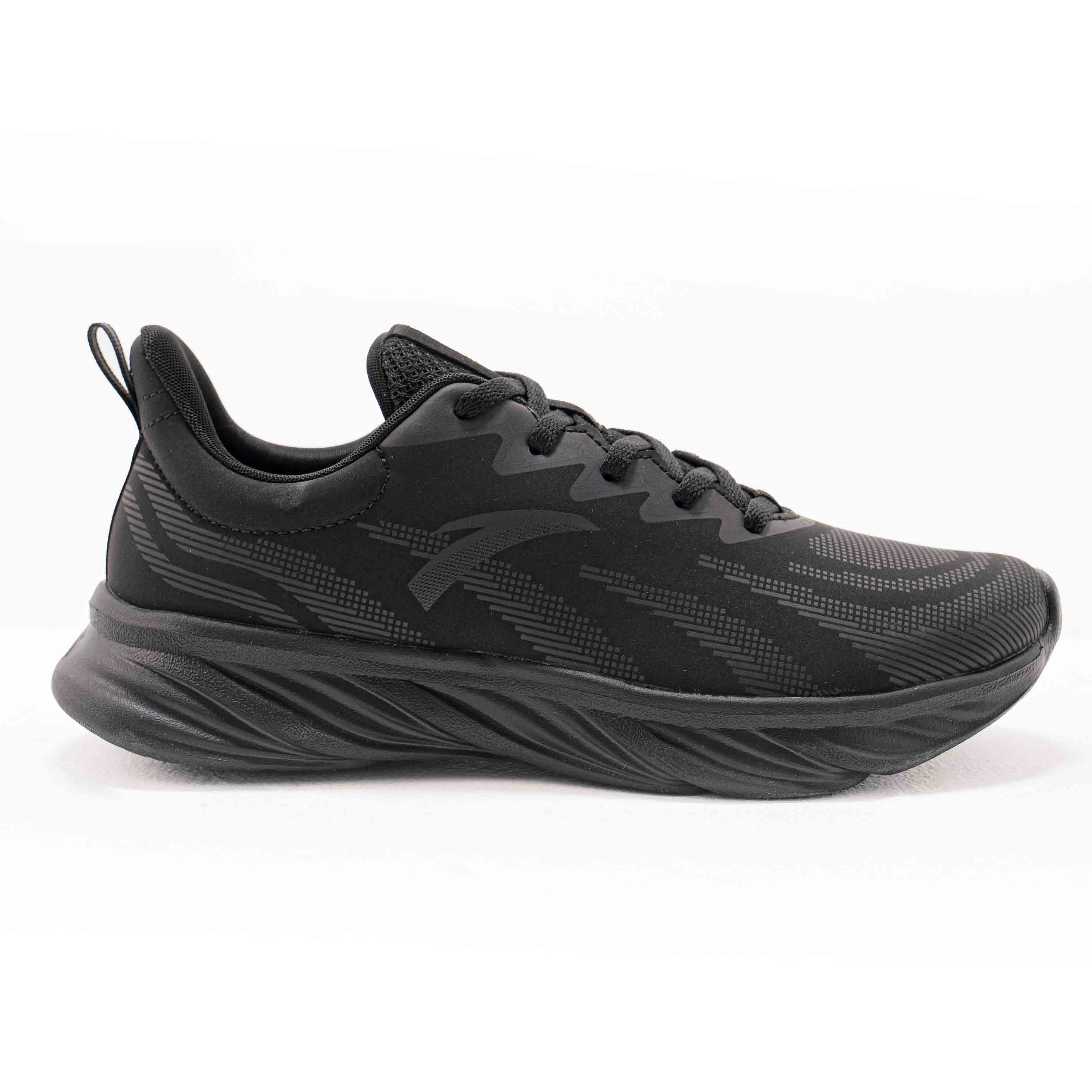 RUNNING SHOES