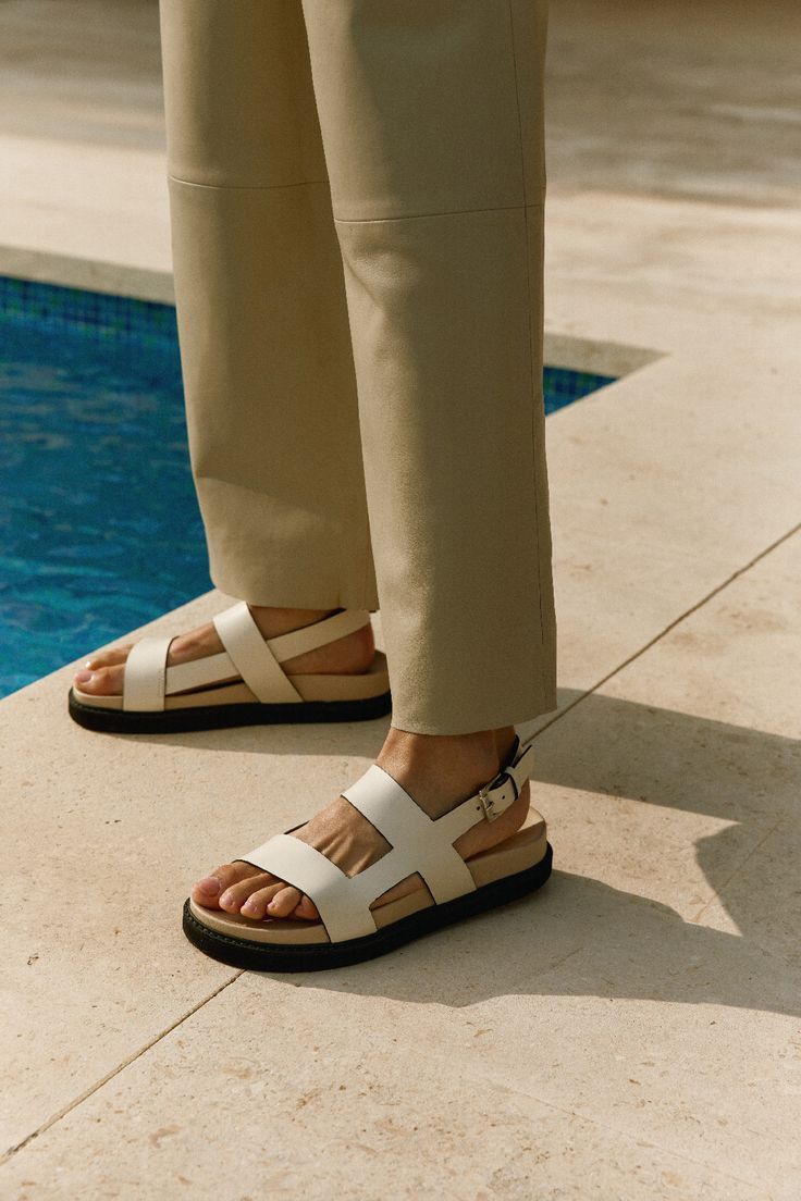 MEN SANDLES-SLIPPERS
