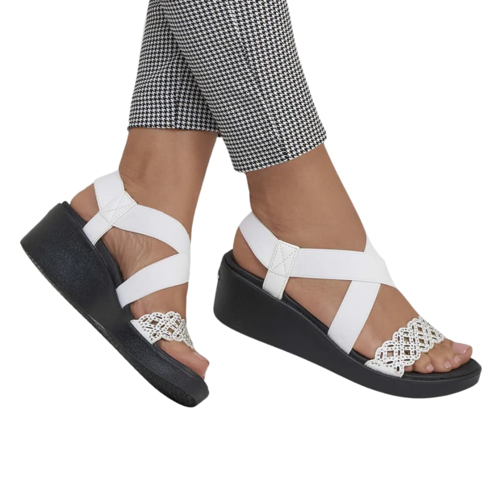 Skechers Women's Arch Fit Rumble