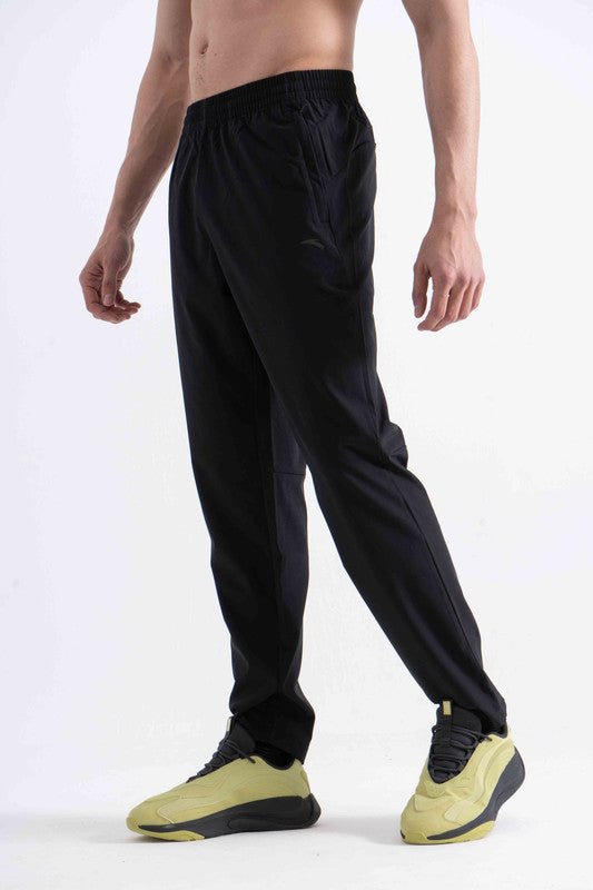 WOVEN TRACK PANTS